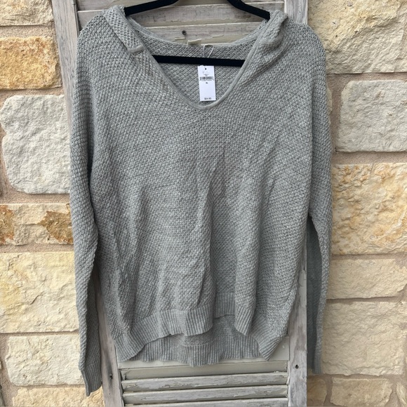 GAP Tops - NWT GAP Women's Lightweight 100% Cotton Sweater Heather Gray Color  Sz XL